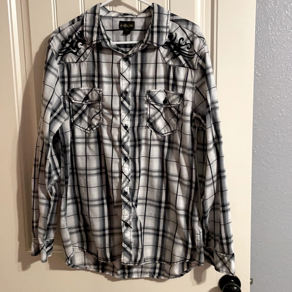 Men’s long sleeve shirt